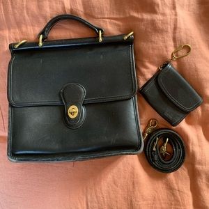 Vintage coach Willis purse with crossbody strap and coin purse